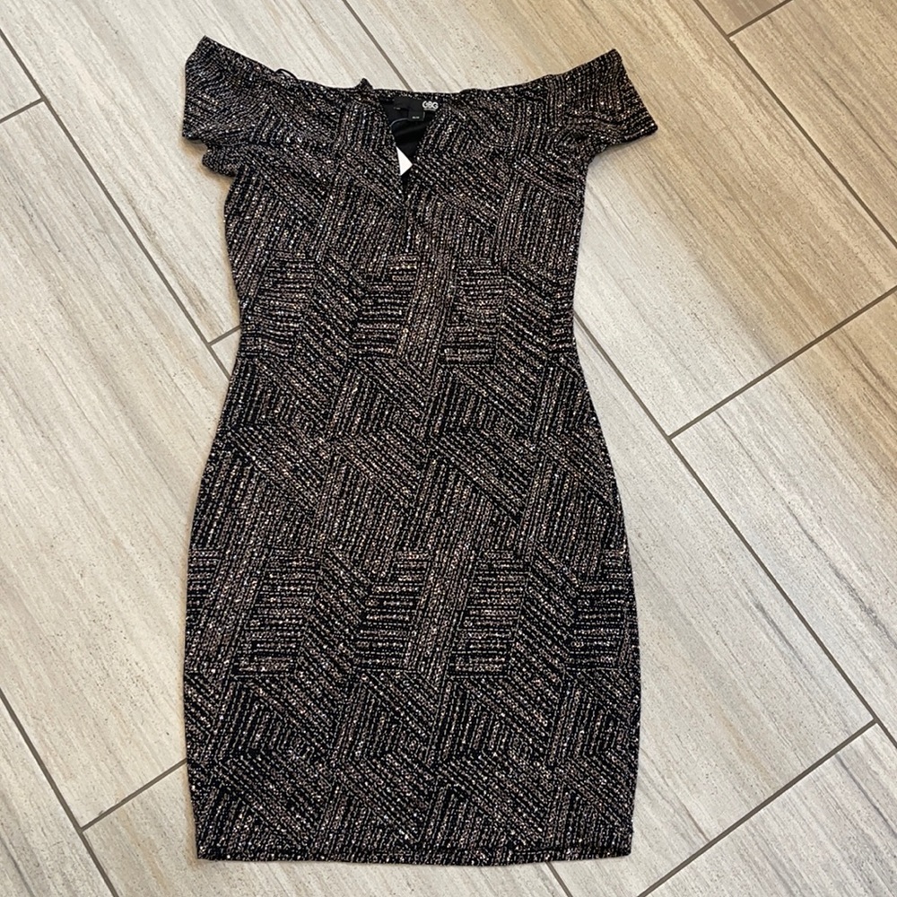 New Guess Off Shoulder Shimmer Dress
